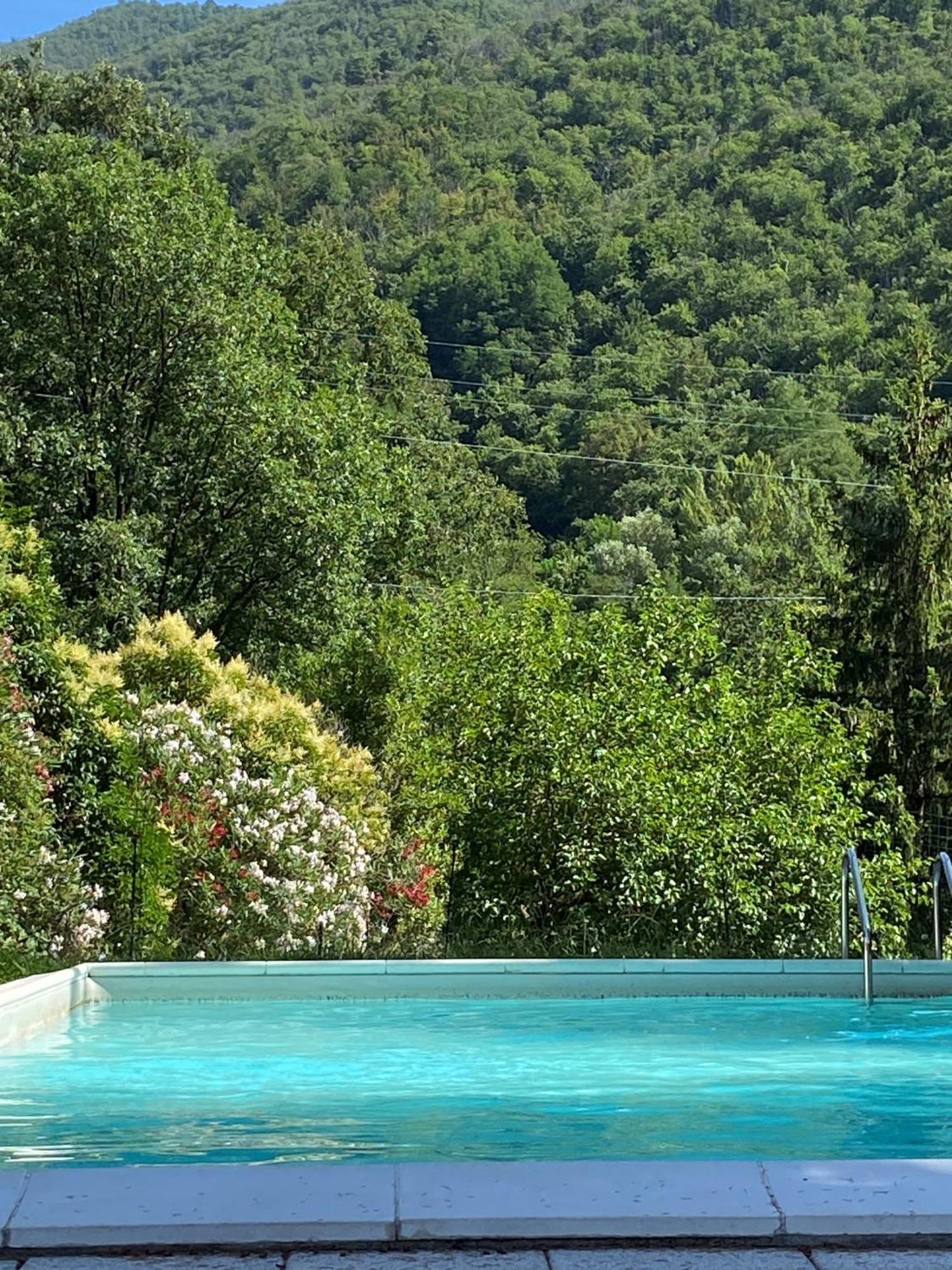 Apartamento Le Foglie Di Lubo Aulla Exterior foto